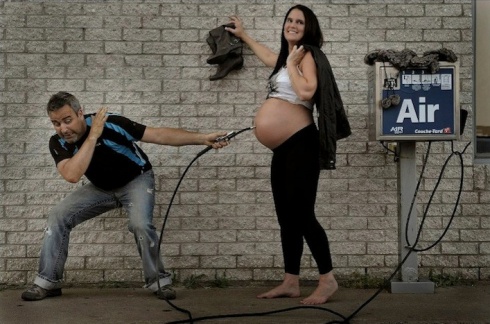 7 Hilarious Photos Explains How to Make a Baby!