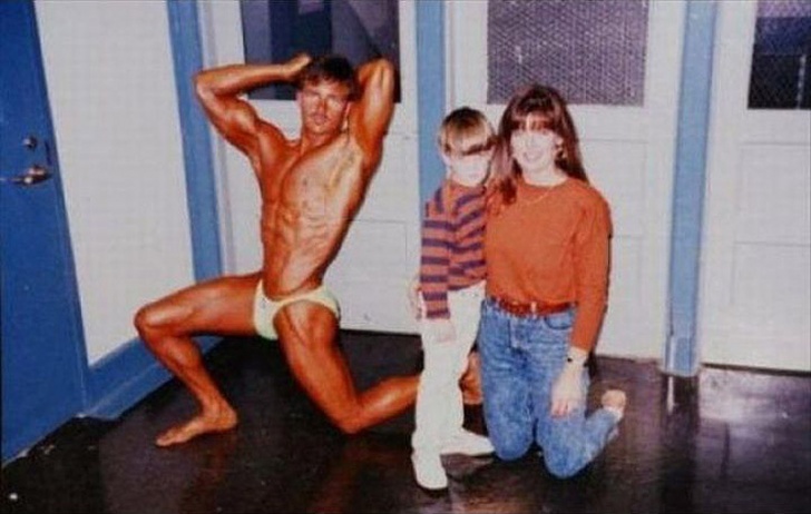 Most Ridiculous Family Photos Exposed! 25 Pics!