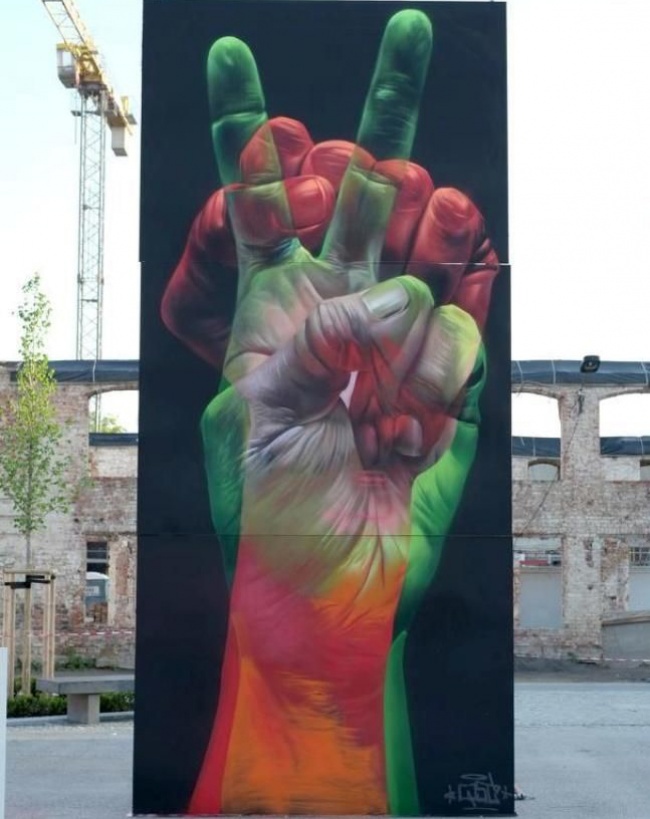 Top 16 Most Exciting Street Art of 2013!