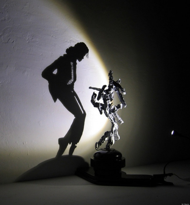 13 Absolutely Amazing Artworks Made of Shadows!