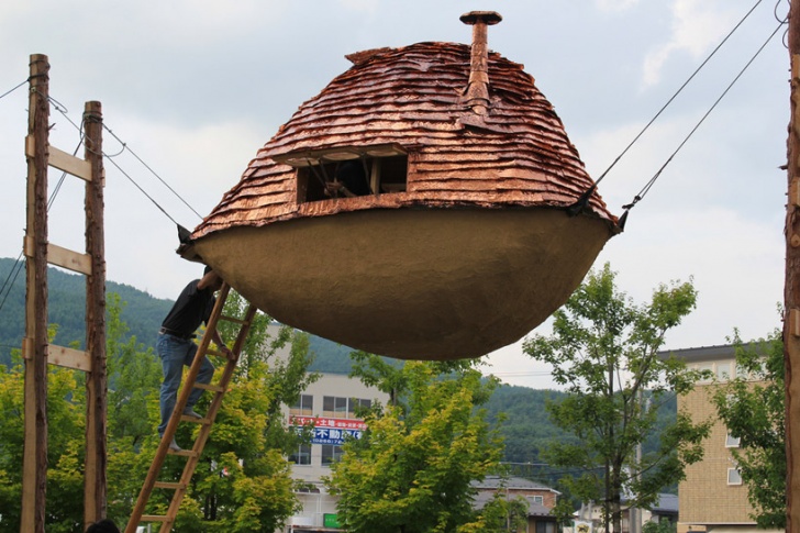 14 Interesting But Weird Houses to Live In!