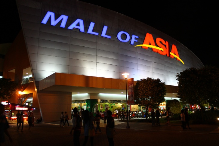 10 Biggest Shopping Malls In The World!