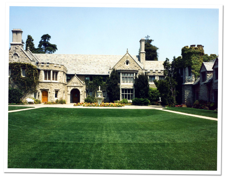 10 Most Expensive Celebrity Mansions!