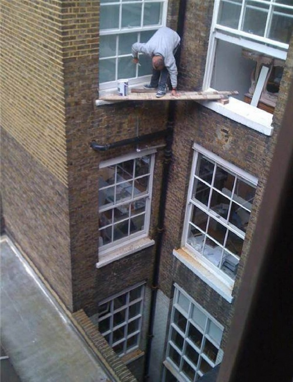 Why Women Live Longer Than Men? Answer in 15 Pics!