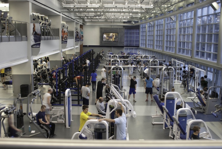 Top 10 Coolest College Campuses: Pools, Courts and Gyms!