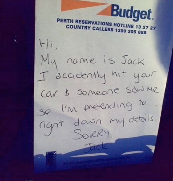 10 Amazingly Funny And Creative Parking Notes Left on Cars!