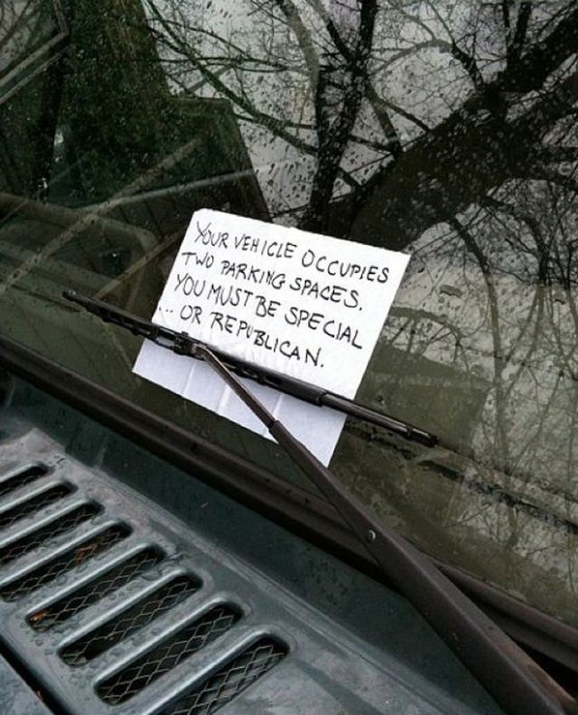 10 Amazingly Funny And Creative Parking Notes Left on Cars!