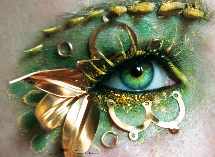 16 Amazingly Inspirational Artistic Eye Makeup by PixieCold!